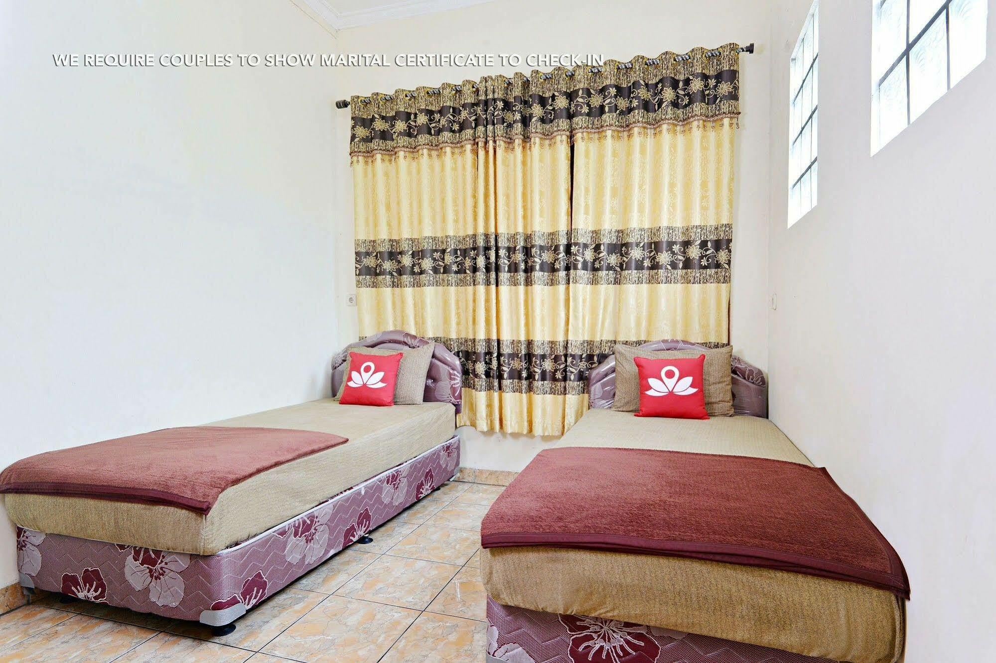 Zen Rooms Antapani Syariah Bandung Eksteriør bilde